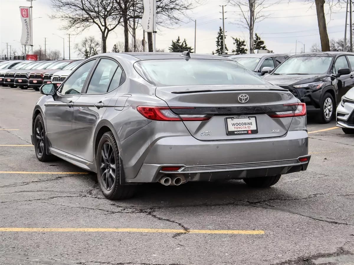 Toyota Camry 2025 — photo 6