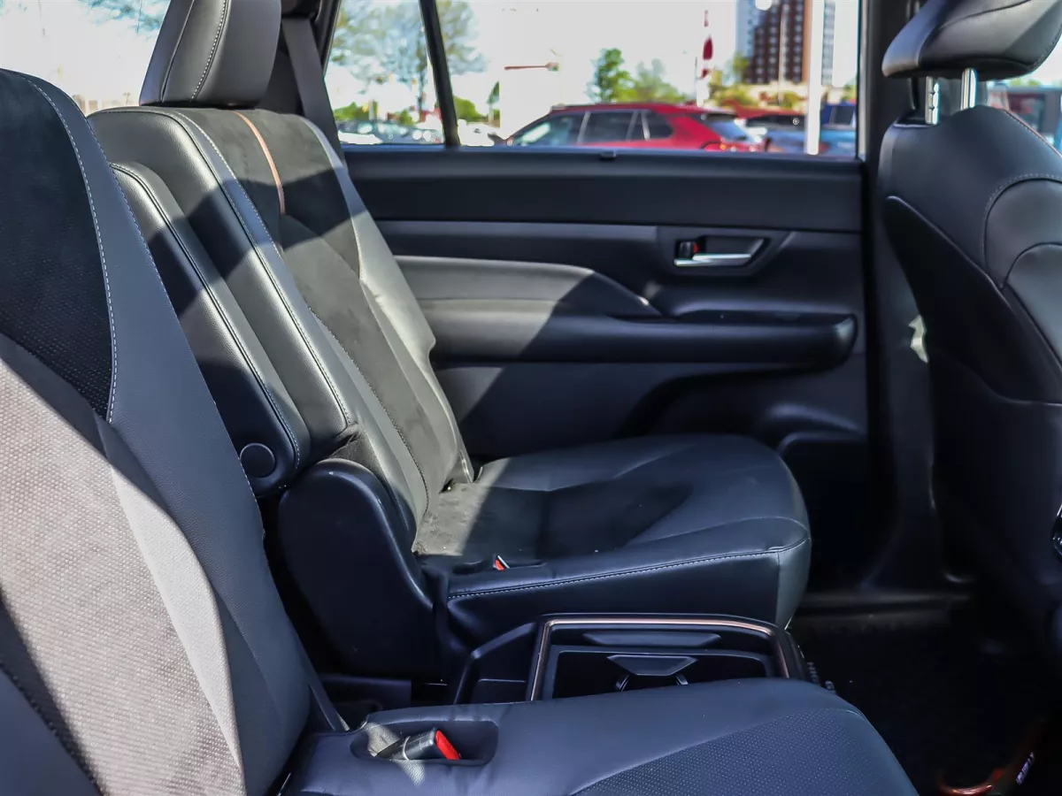 Toyota Grand Highlander Hybrid 2025 — photo 19