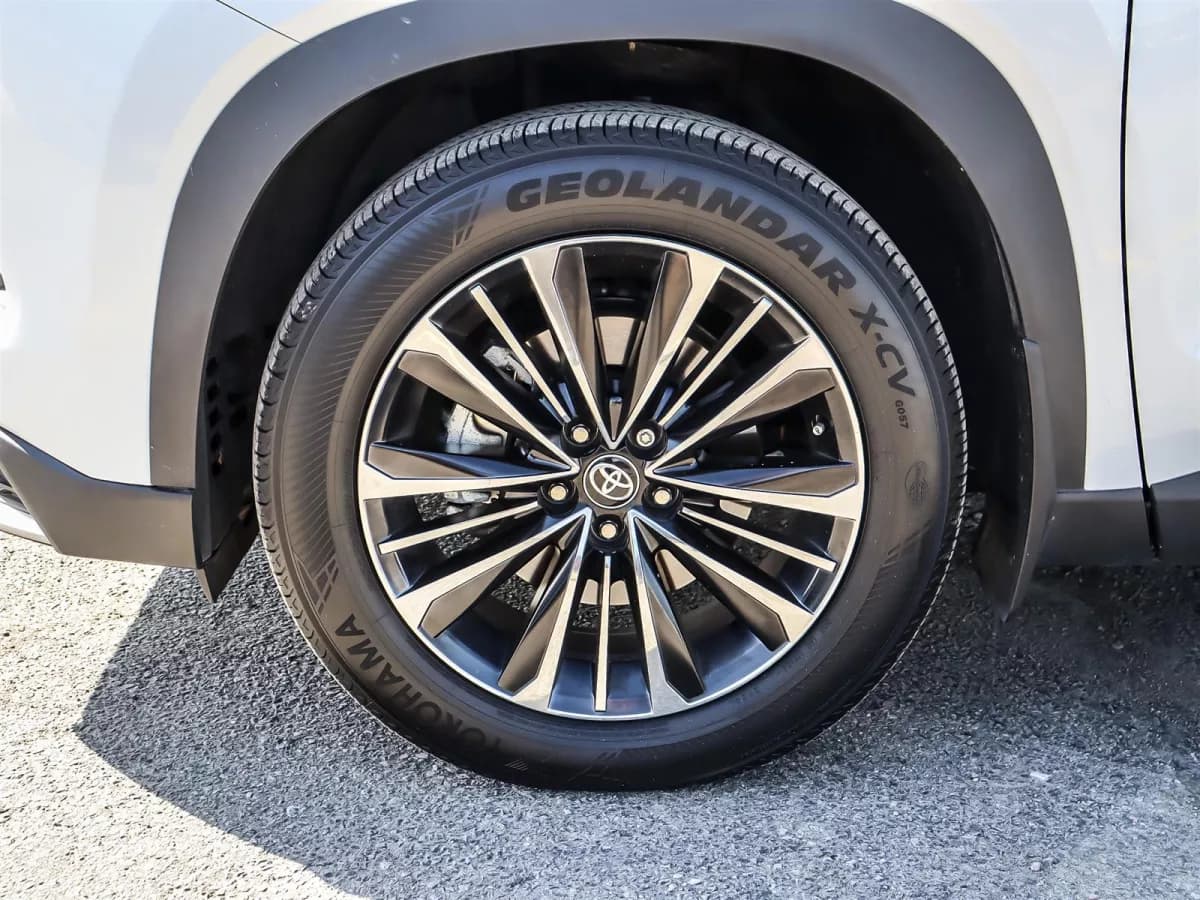 Toyota Grand Highlander Hybrid 2025 — photo 23