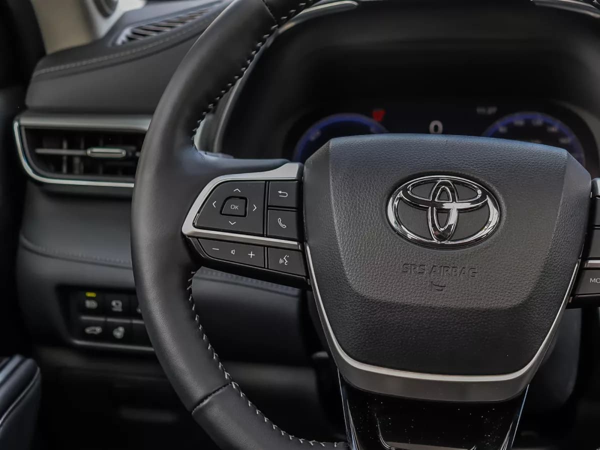 Toyota Highlander 2025 — photo 14