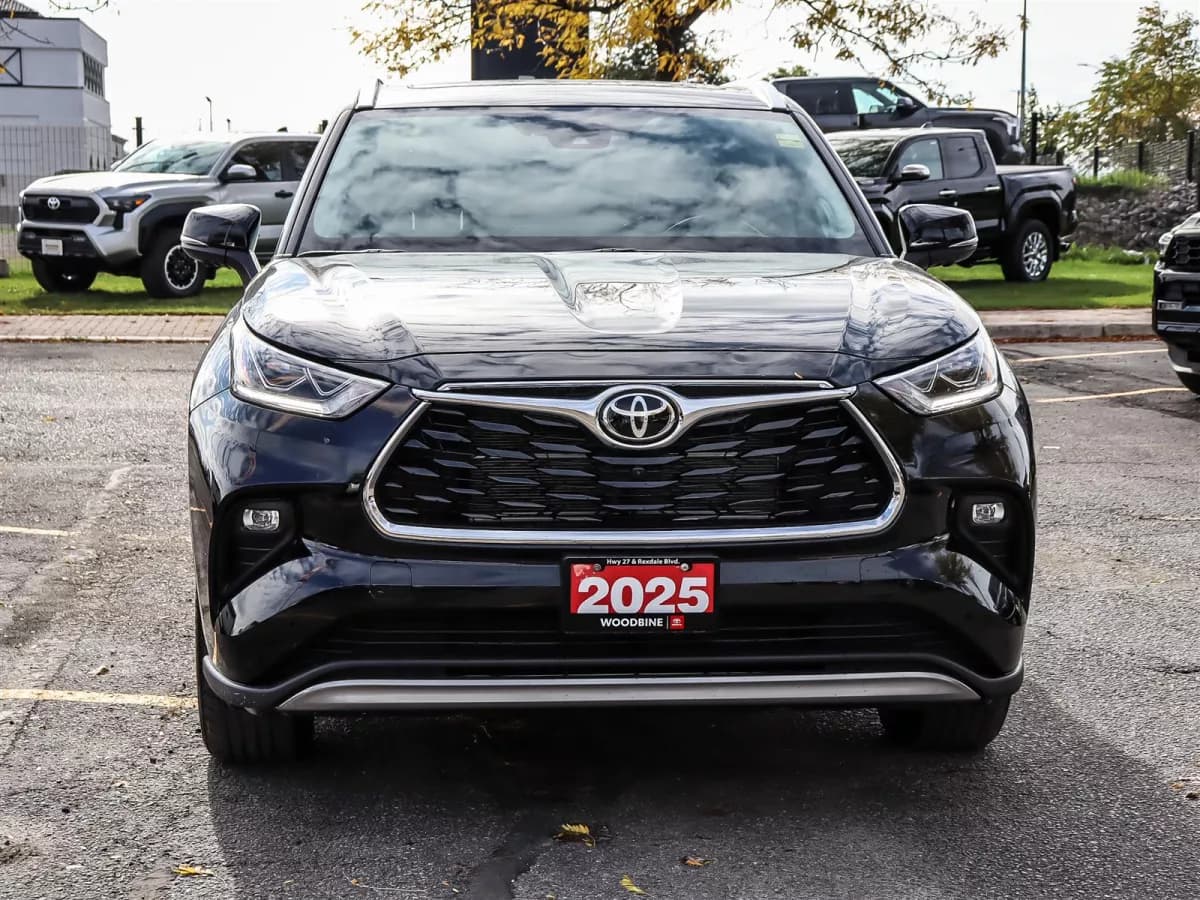 Toyota Highlander 2025 — photo 3