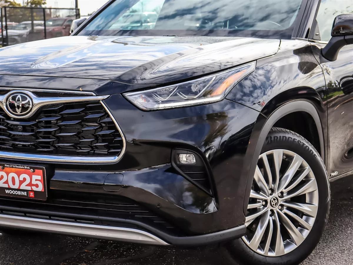 Toyota Highlander 2025 — photo 2