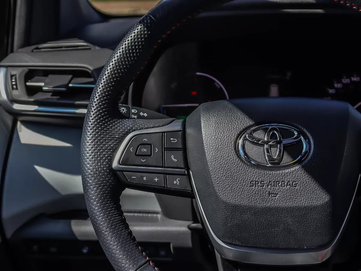 Toyota Sienna 2024 — photo 13