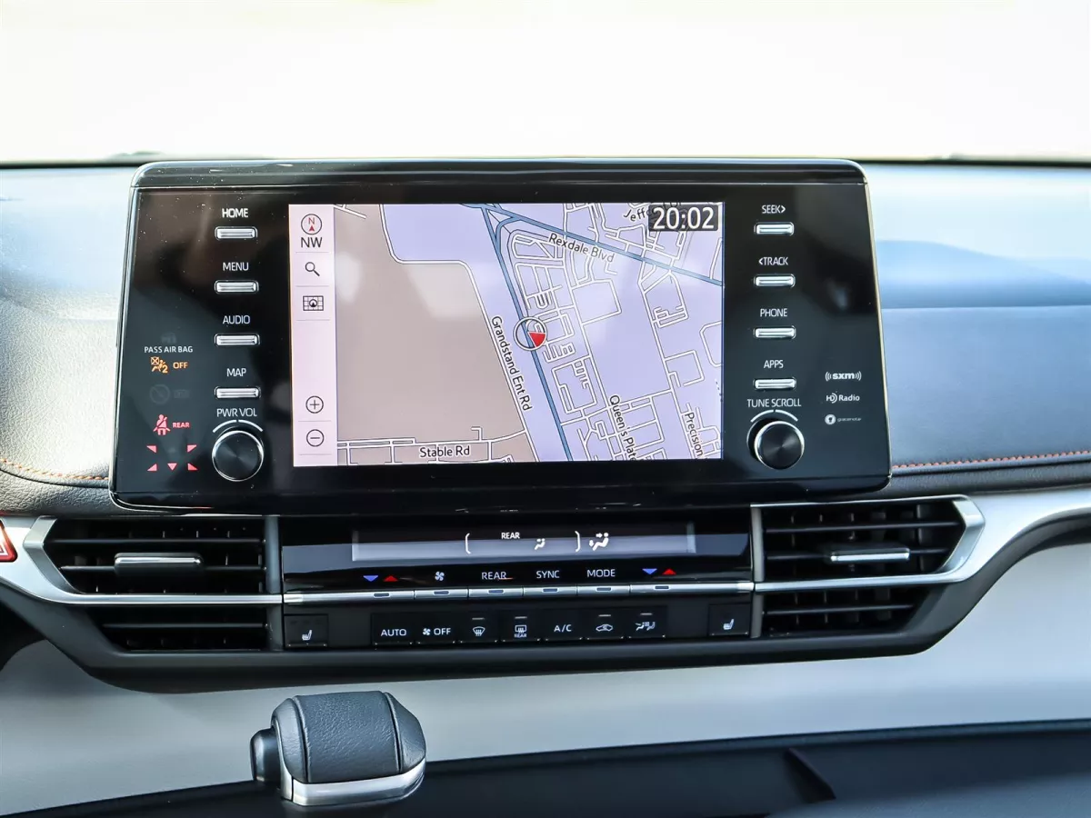 Toyota Sienna 2024 — photo 18