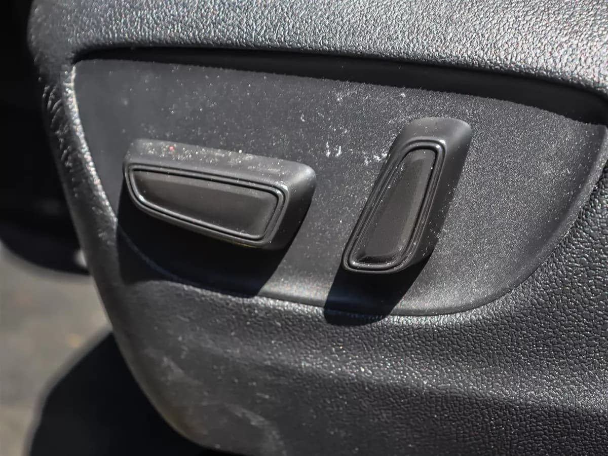 Toyota Sienna 2025 — photo 9