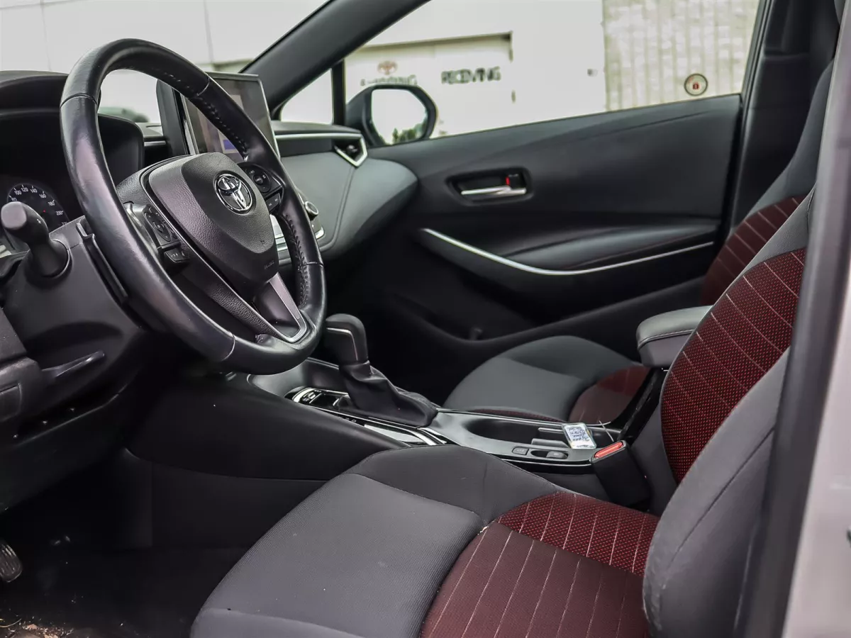 Toyota Corolla 2024 — photo 2