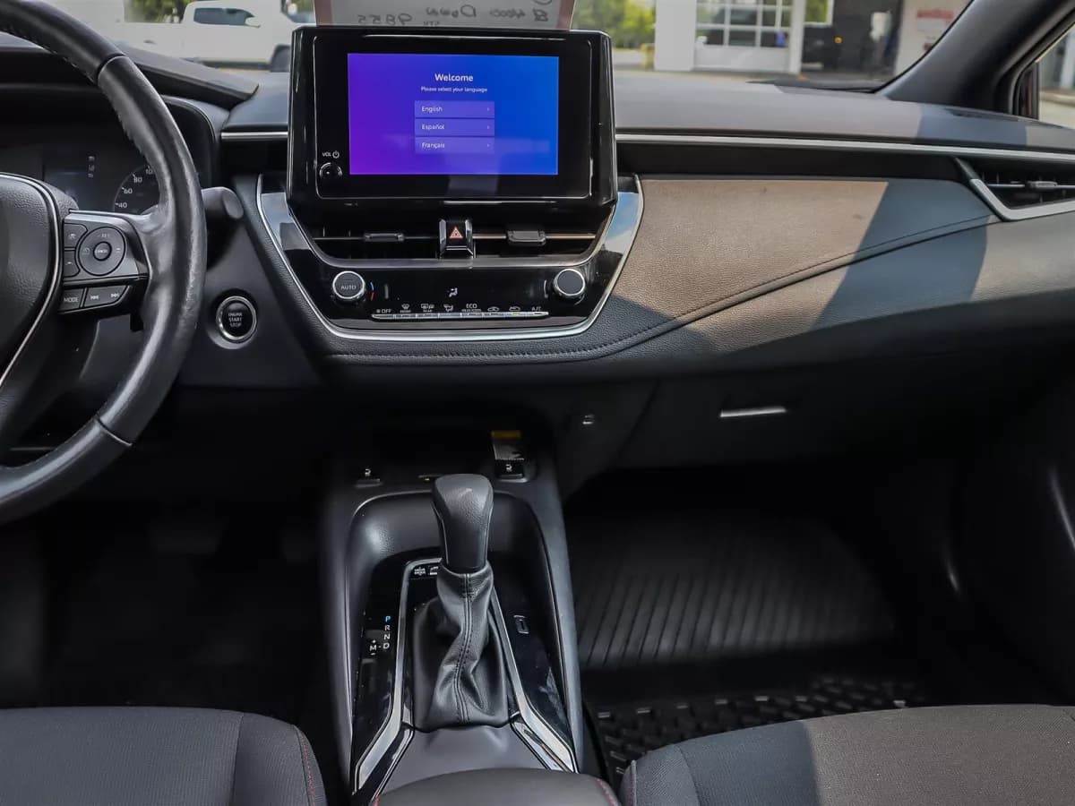 Toyota Corolla 2025 — photo 16