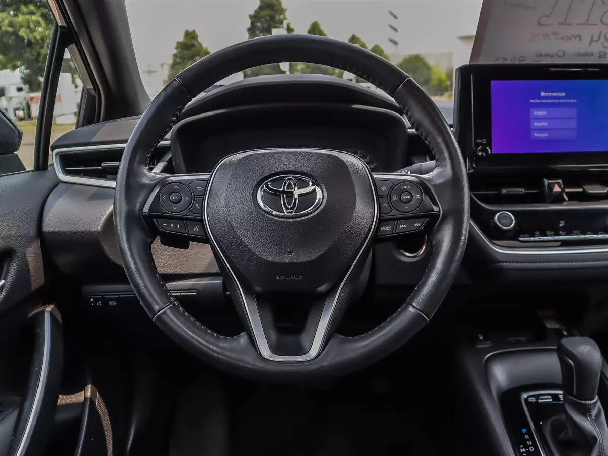Toyota Corolla 2025 — photo 12