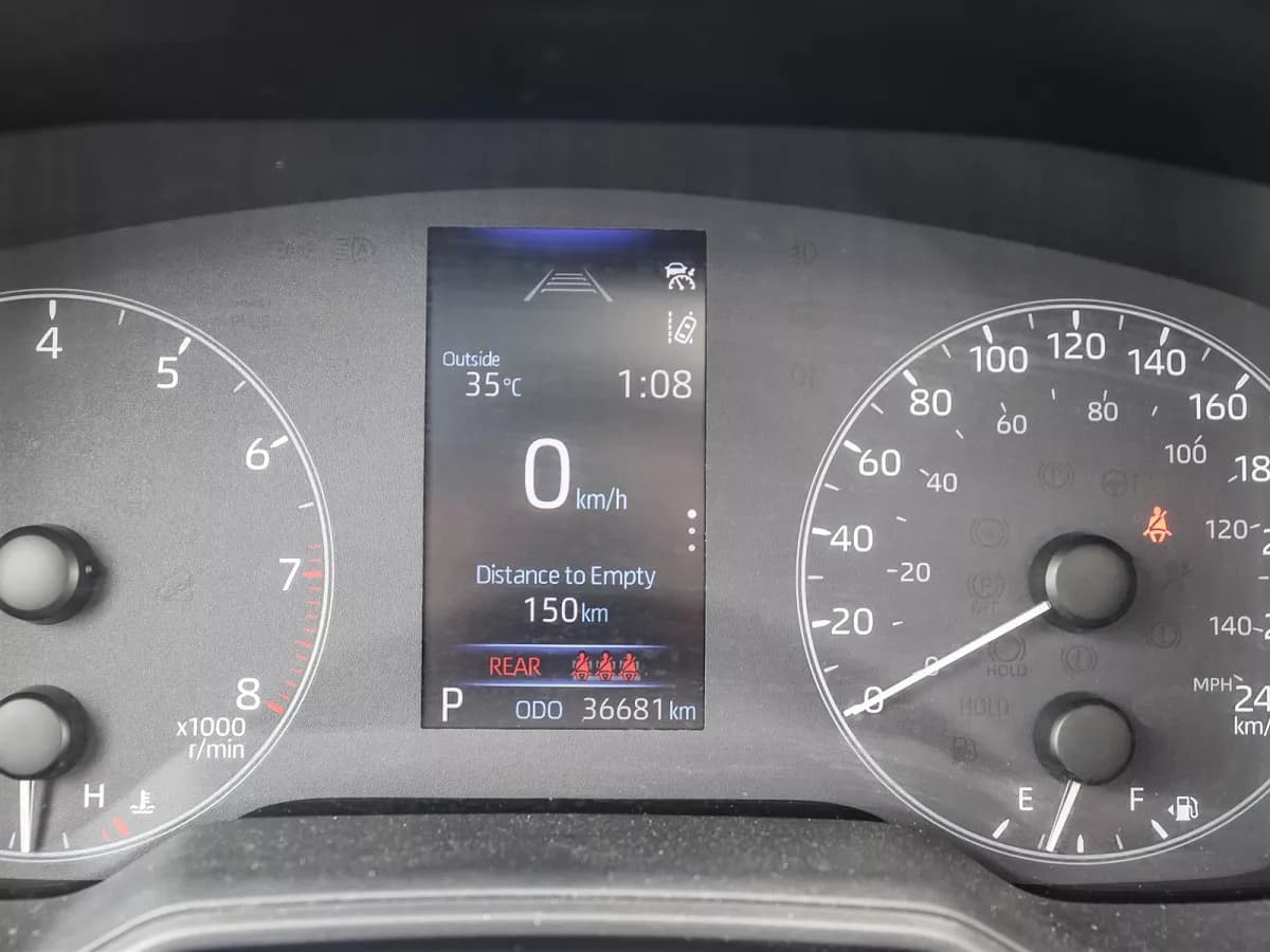 Toyota Corolla 2025 — photo 25