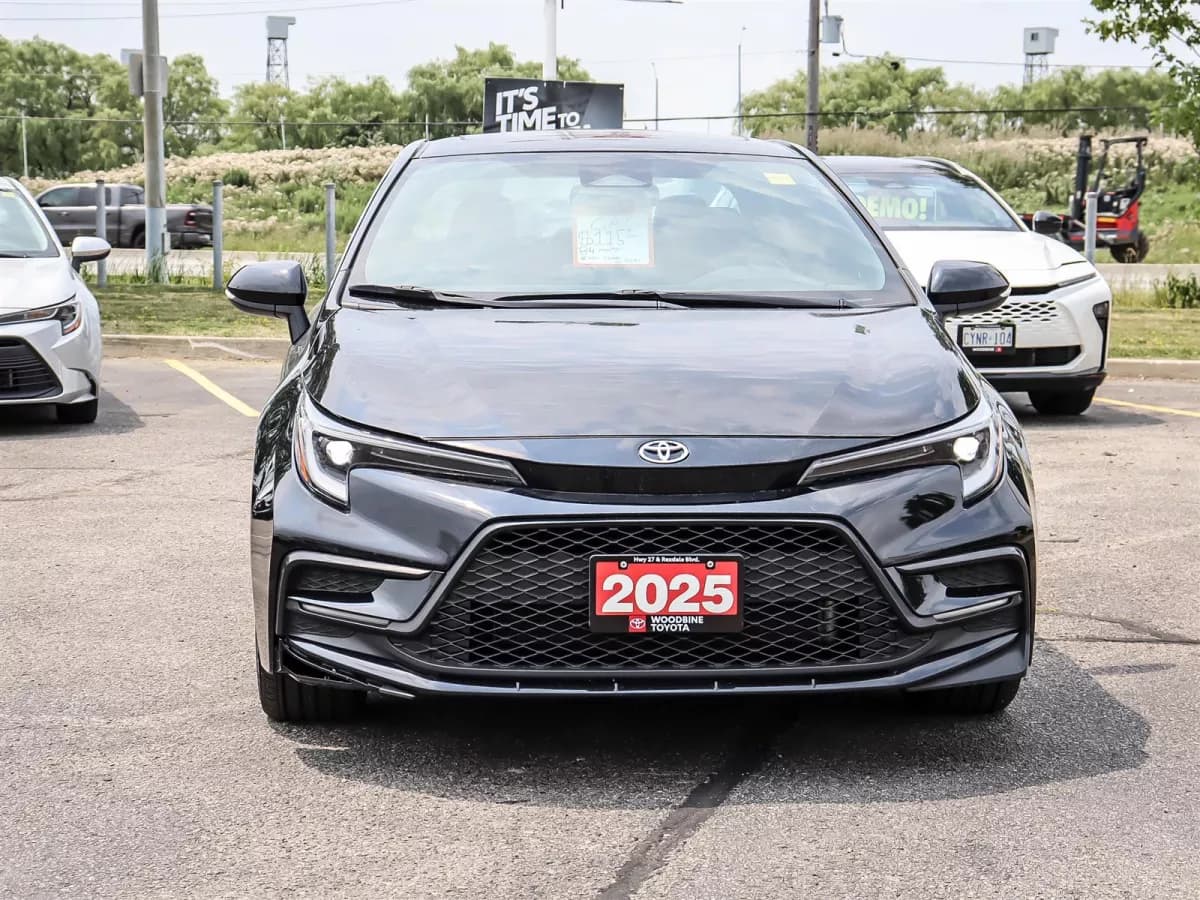 Toyota Corolla 2025 — photo 3