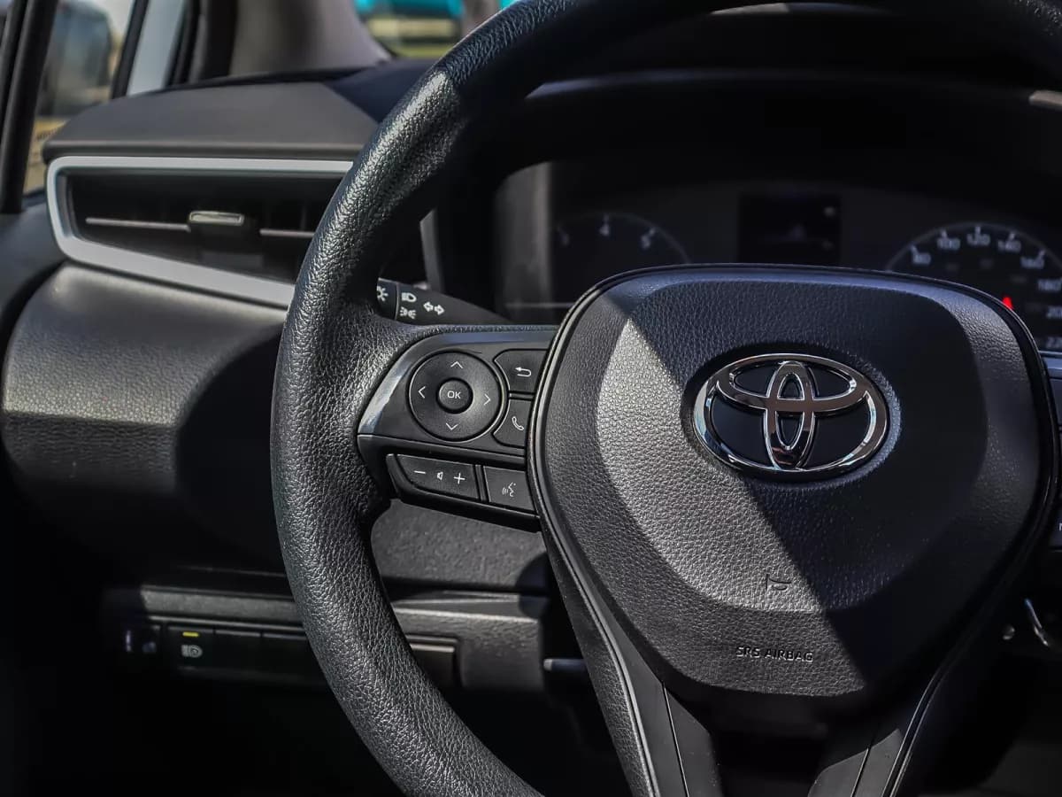 Toyota Corolla 2023 — photo 12