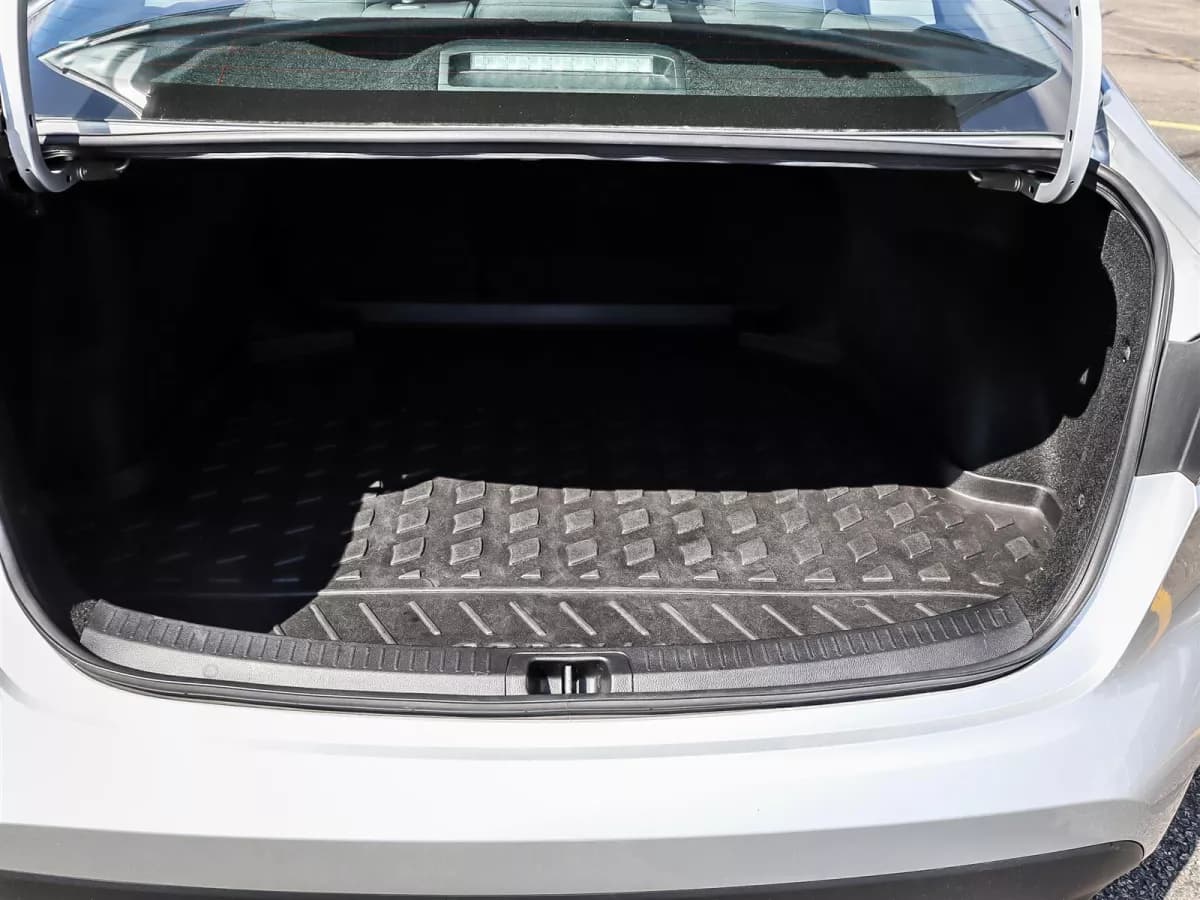 Toyota Corolla 2023 — photo 19