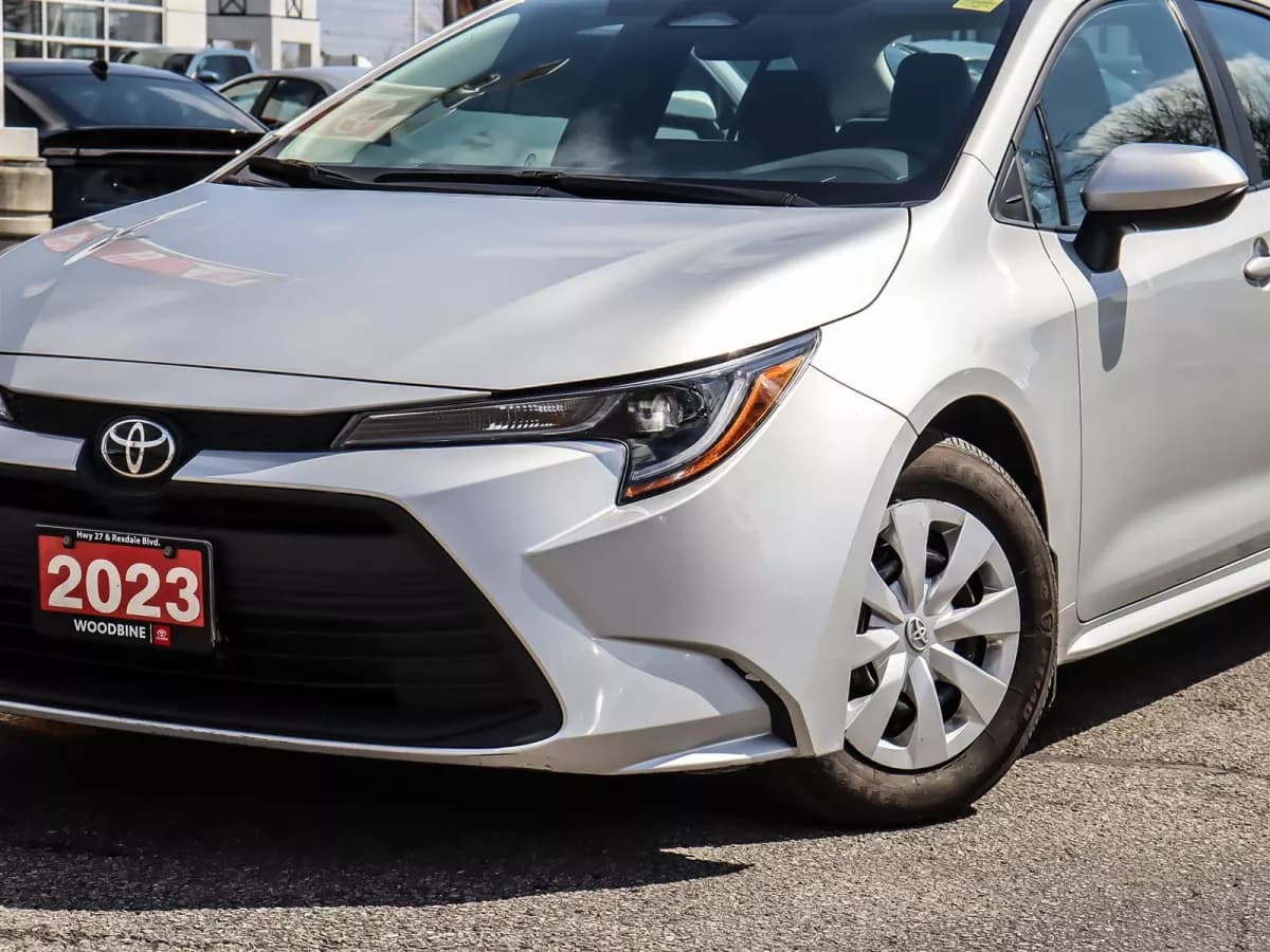 Toyota Corolla 2023 — photo 2