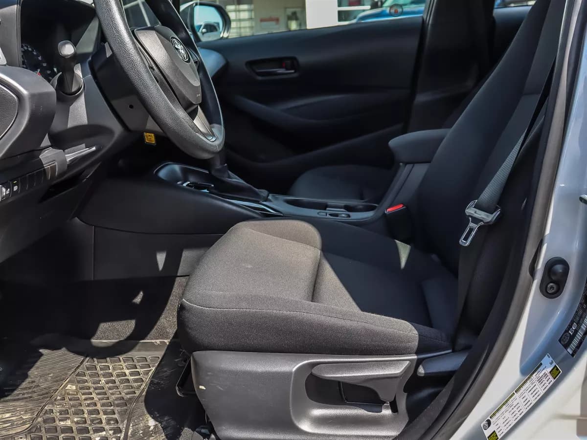 Toyota Corolla 2023 — photo 10