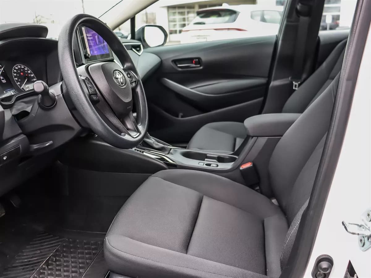 Toyota Corolla 2024 — photo 9