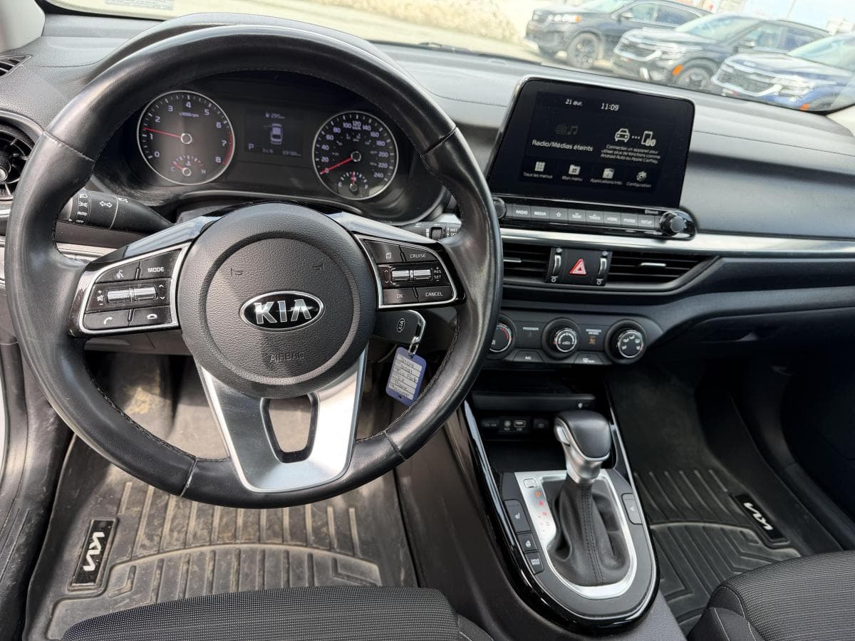 Kia Forte 2021 — photo 8