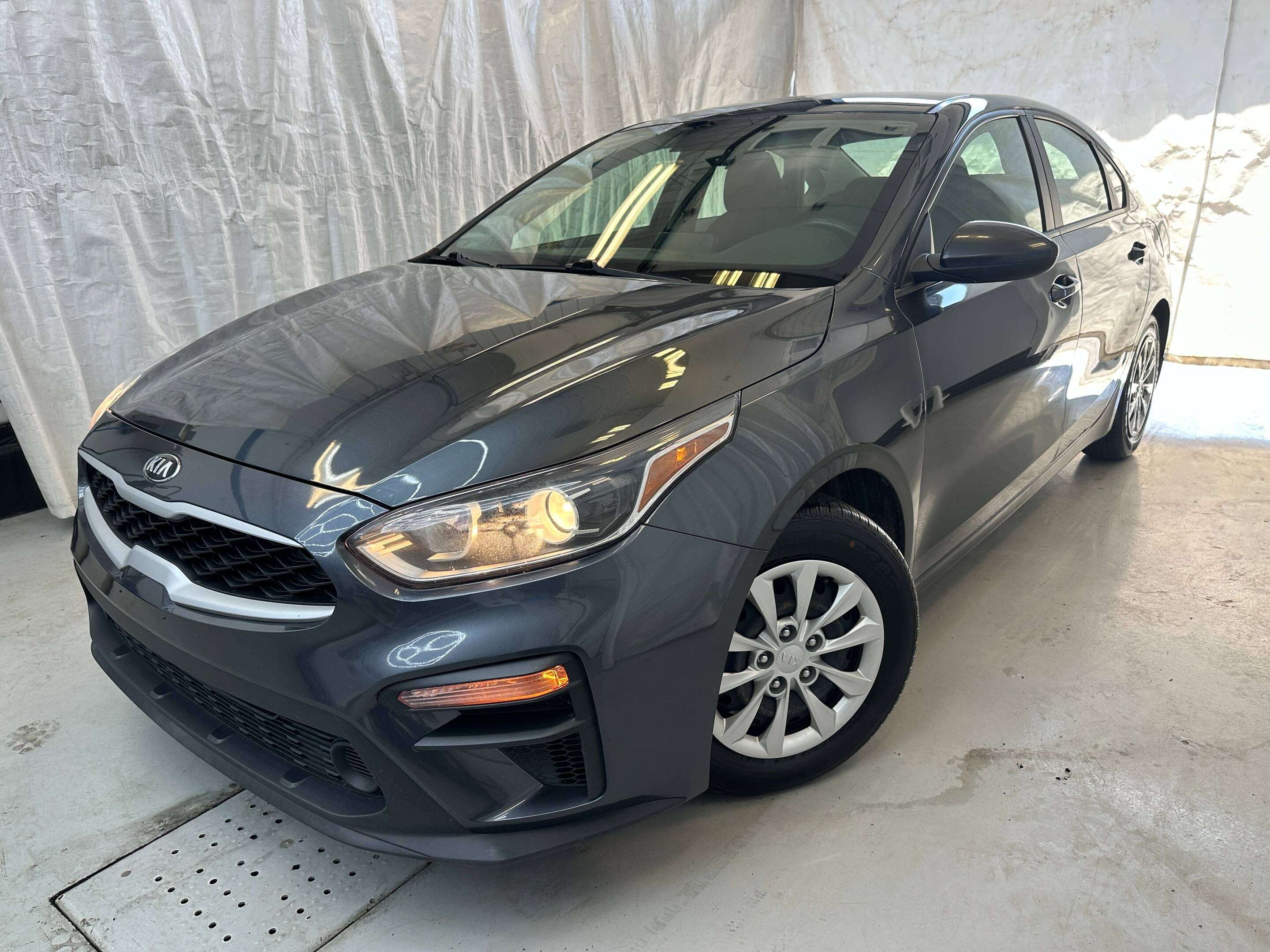 Kia Forte 2019 — photo 12