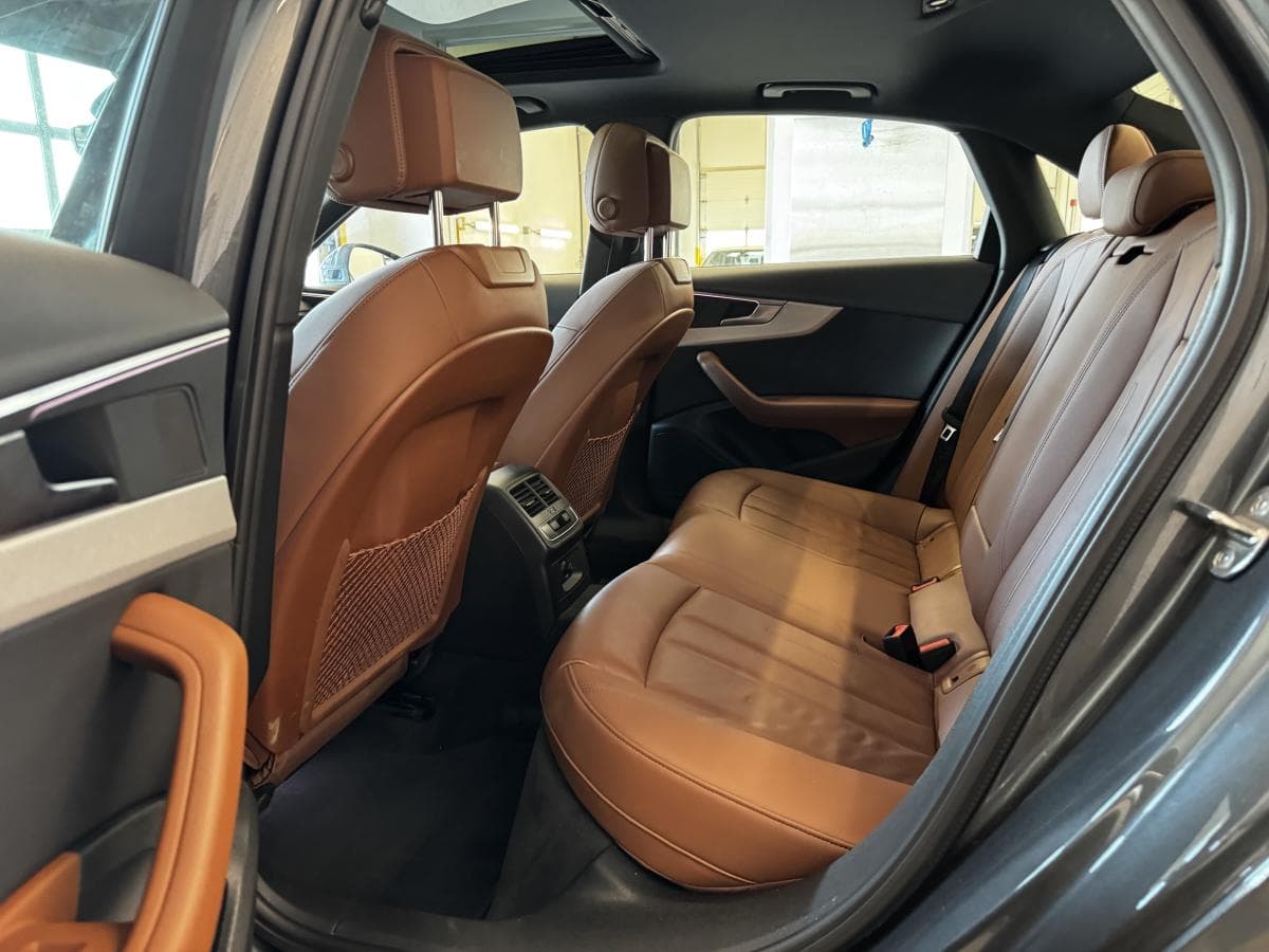 Audi A4 2023 — photo 16