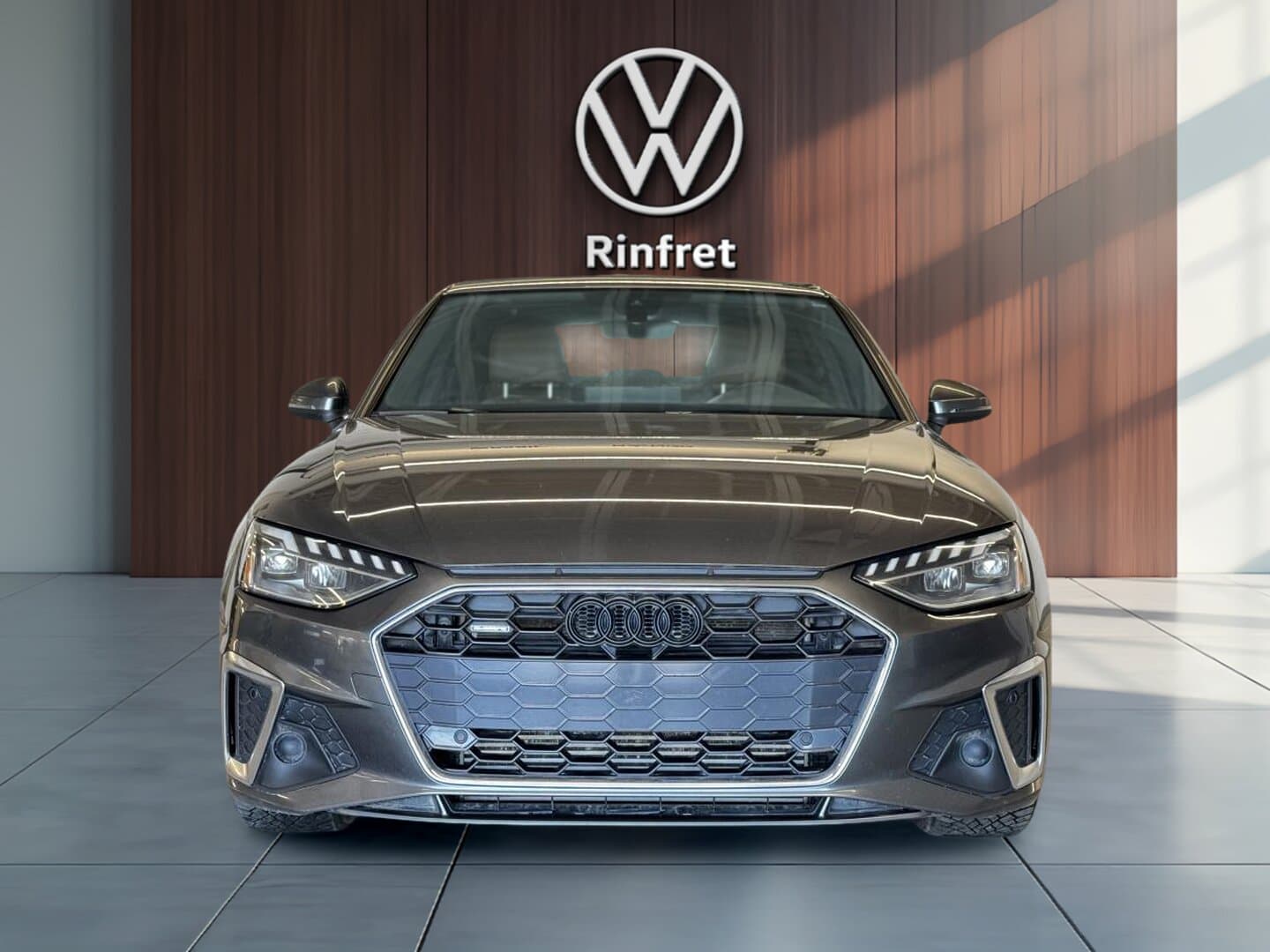 Audi A4 2023 — photo 5