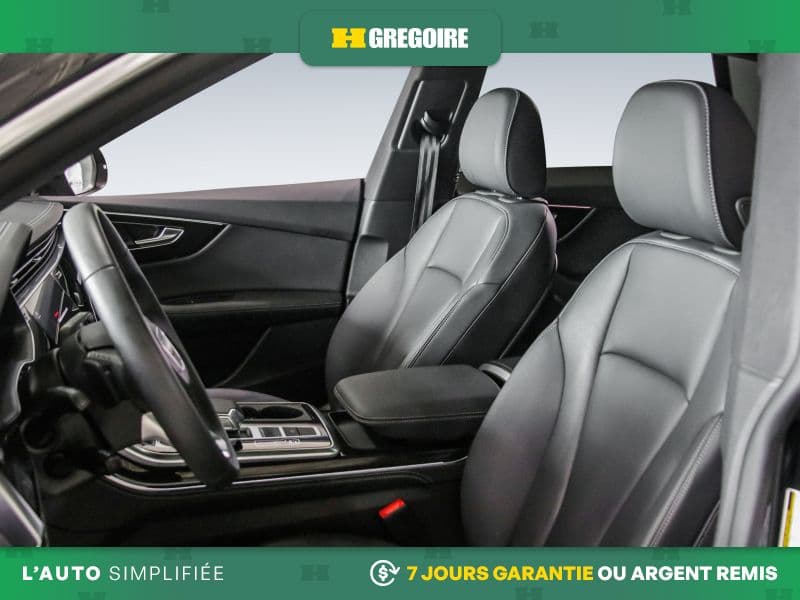 Audi Q8 2025 — photo 11