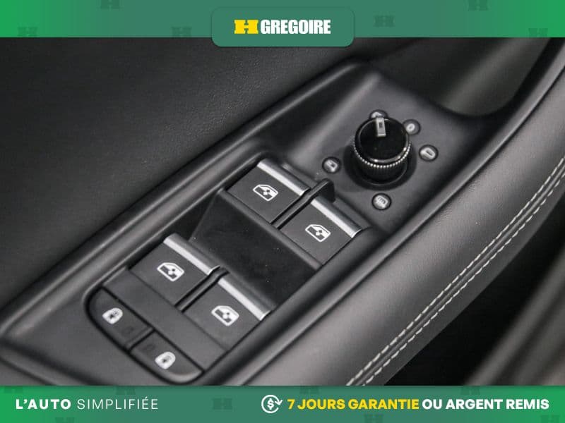 Audi Q8 2025 — photo 12