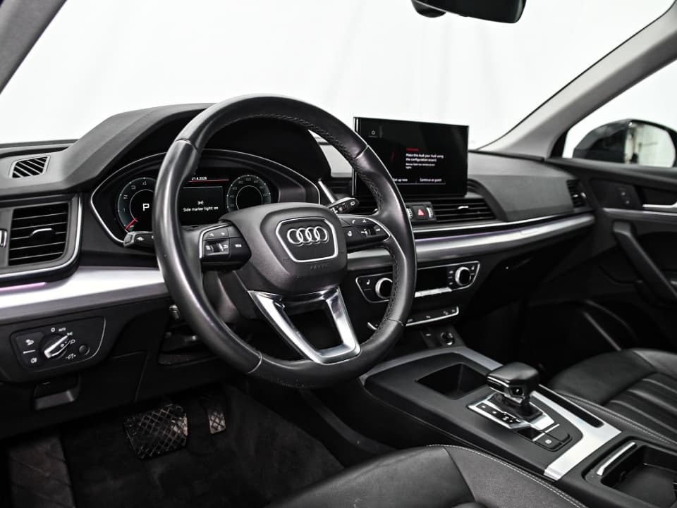 Audi Q5 2022 — photo 19