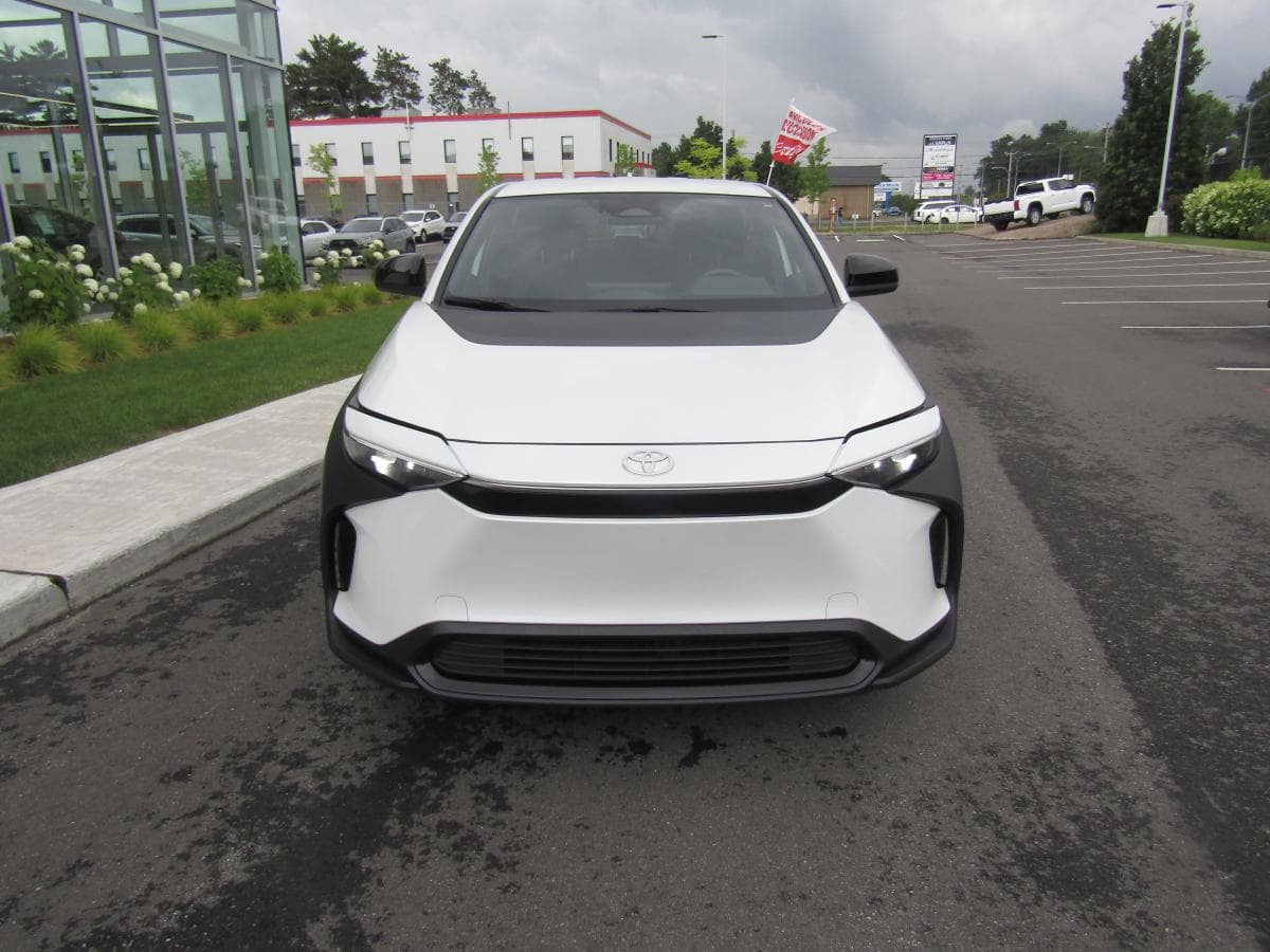Toyota bZ 2024 — photo 4