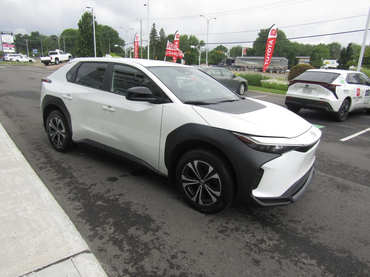 Toyota bZ 2024 — photo 5