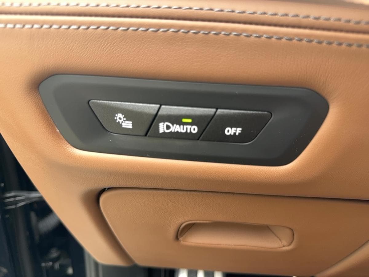 BMW X6 M 2025 — photo 20