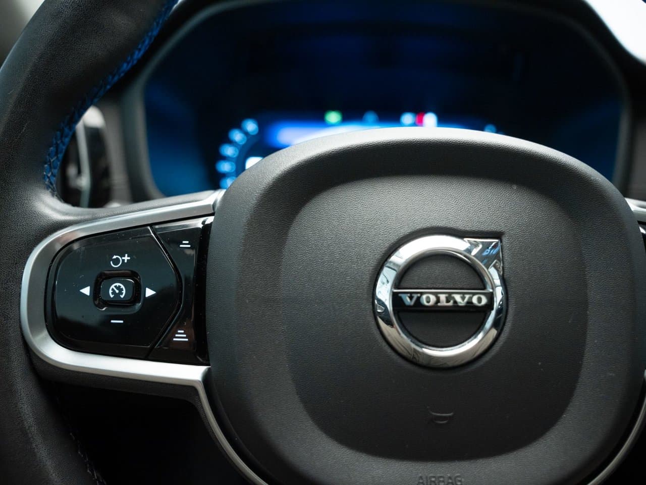 Volvo V60 2024 — photo 21