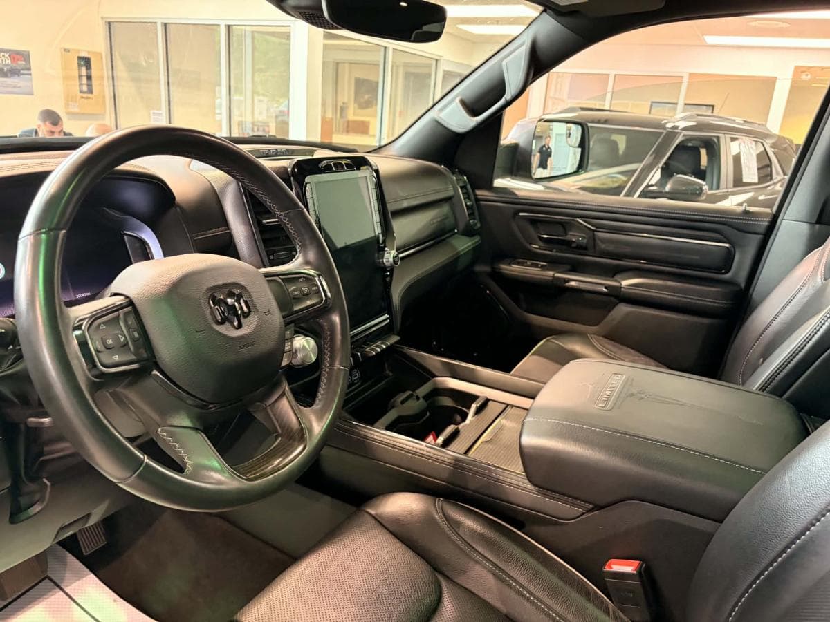 RAM 1500 2024 — photo 11