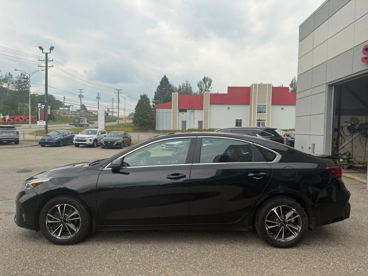 Kia Forte 2023 — photo 6