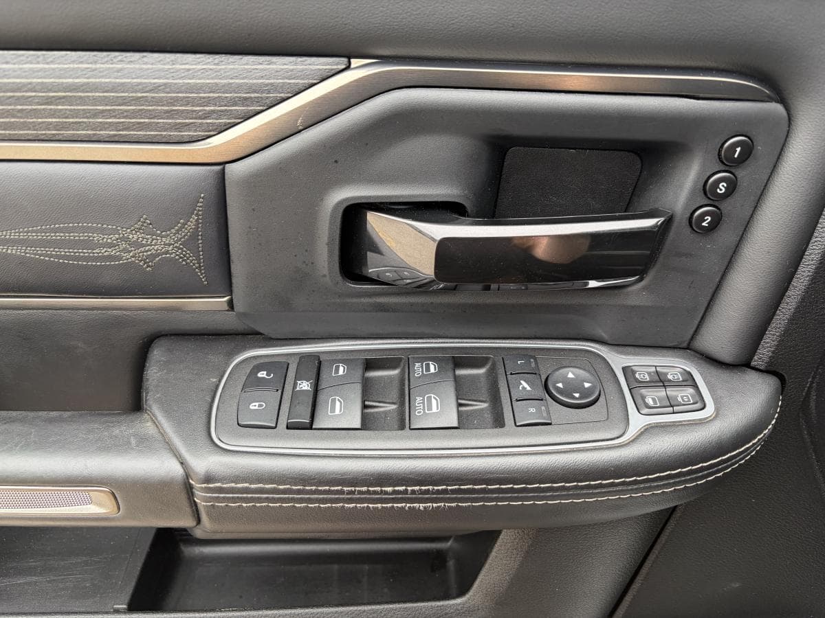 RAM 2500 2023 — photo 10
