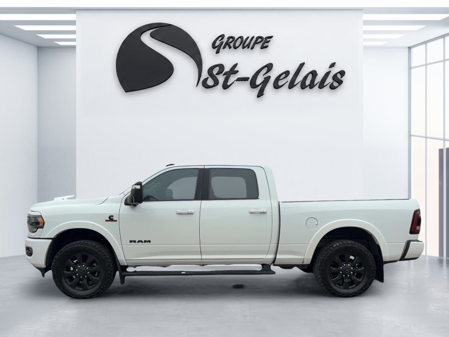 RAM 2500 2023 — photo 3