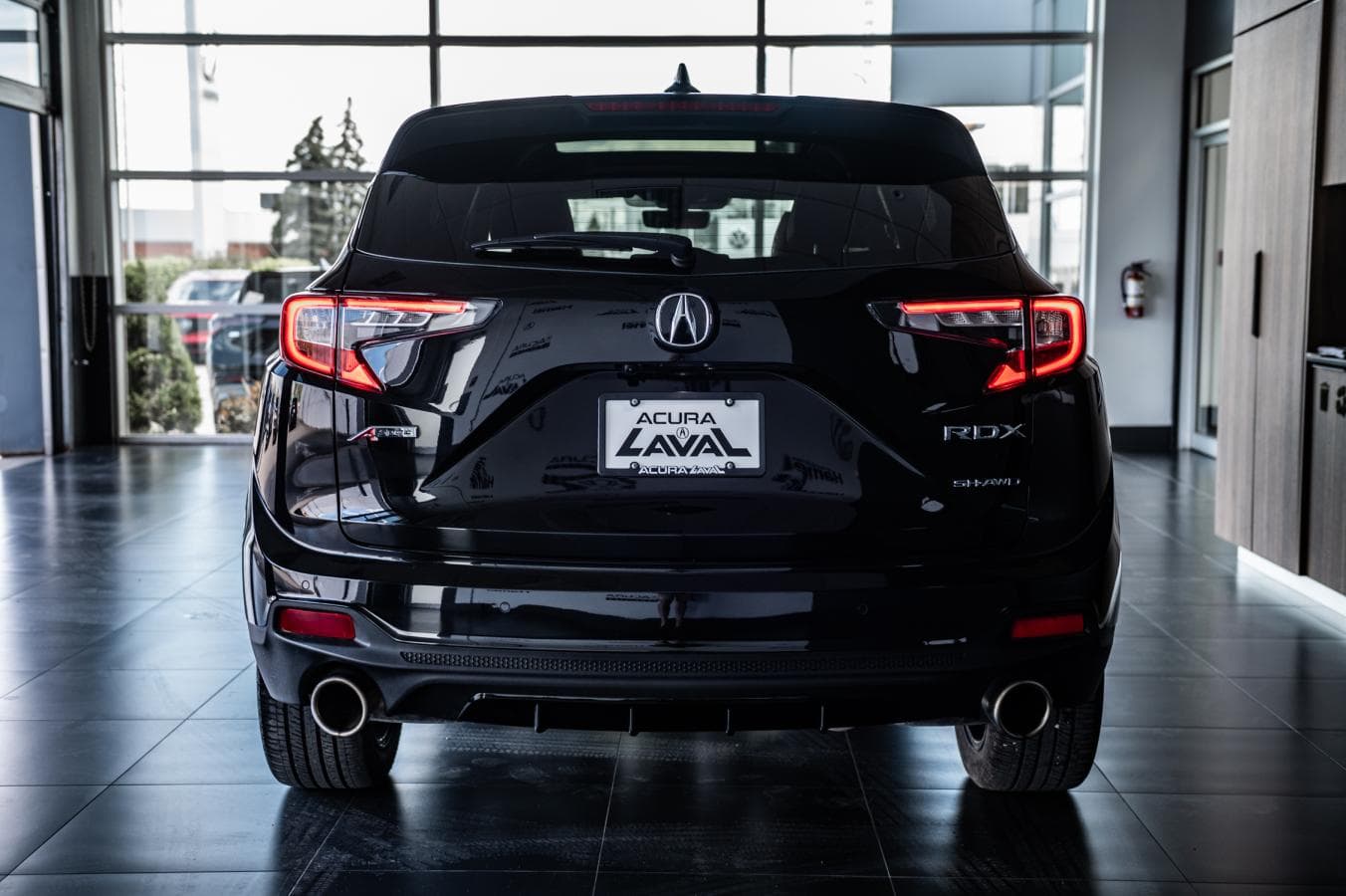 Acura RDX 2024 — photo 8