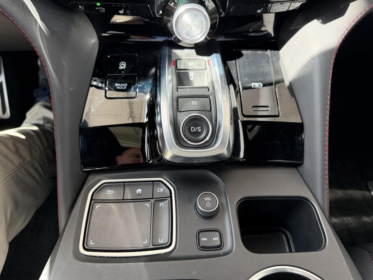 Acura MDX 2024 — photo 18