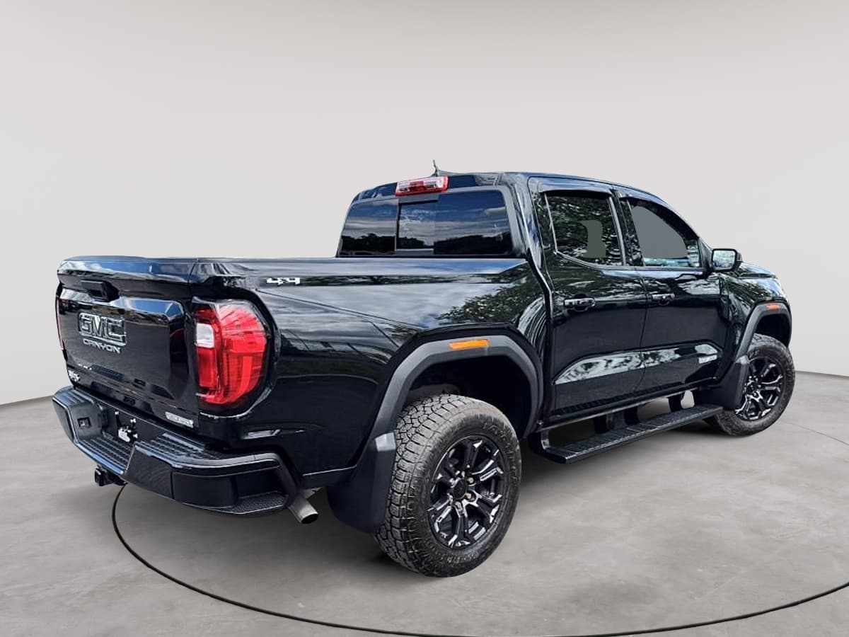GMC Canyon 2023 — photo 5