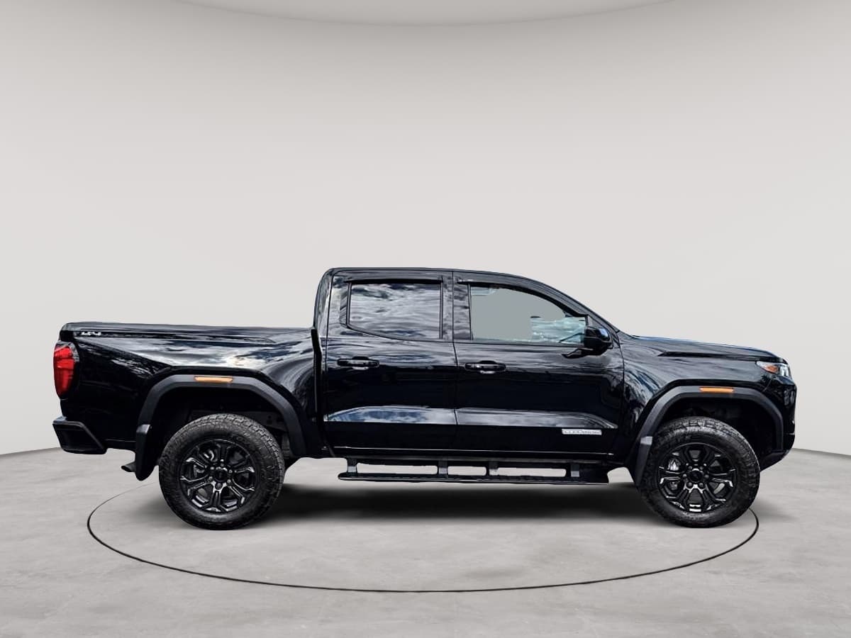 GMC Canyon 2023 — photo 6
