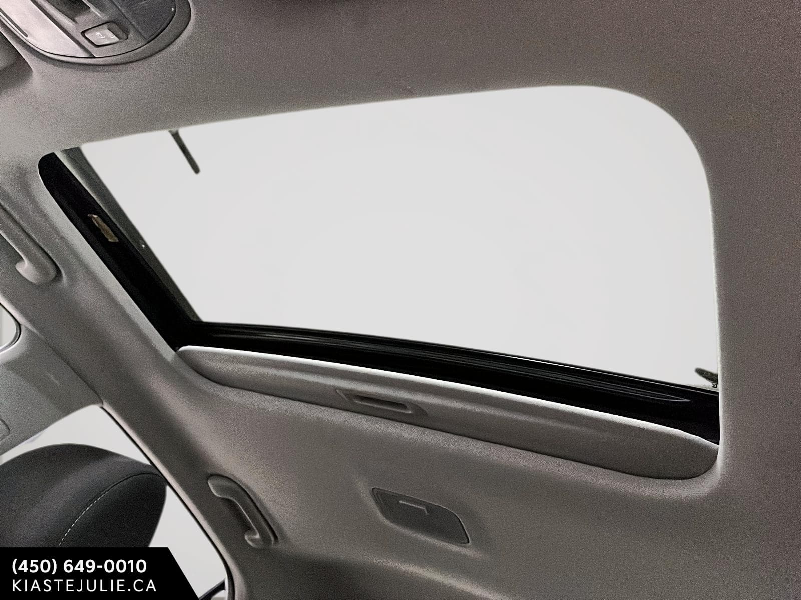 Kia Rio5 2023 — photo 18