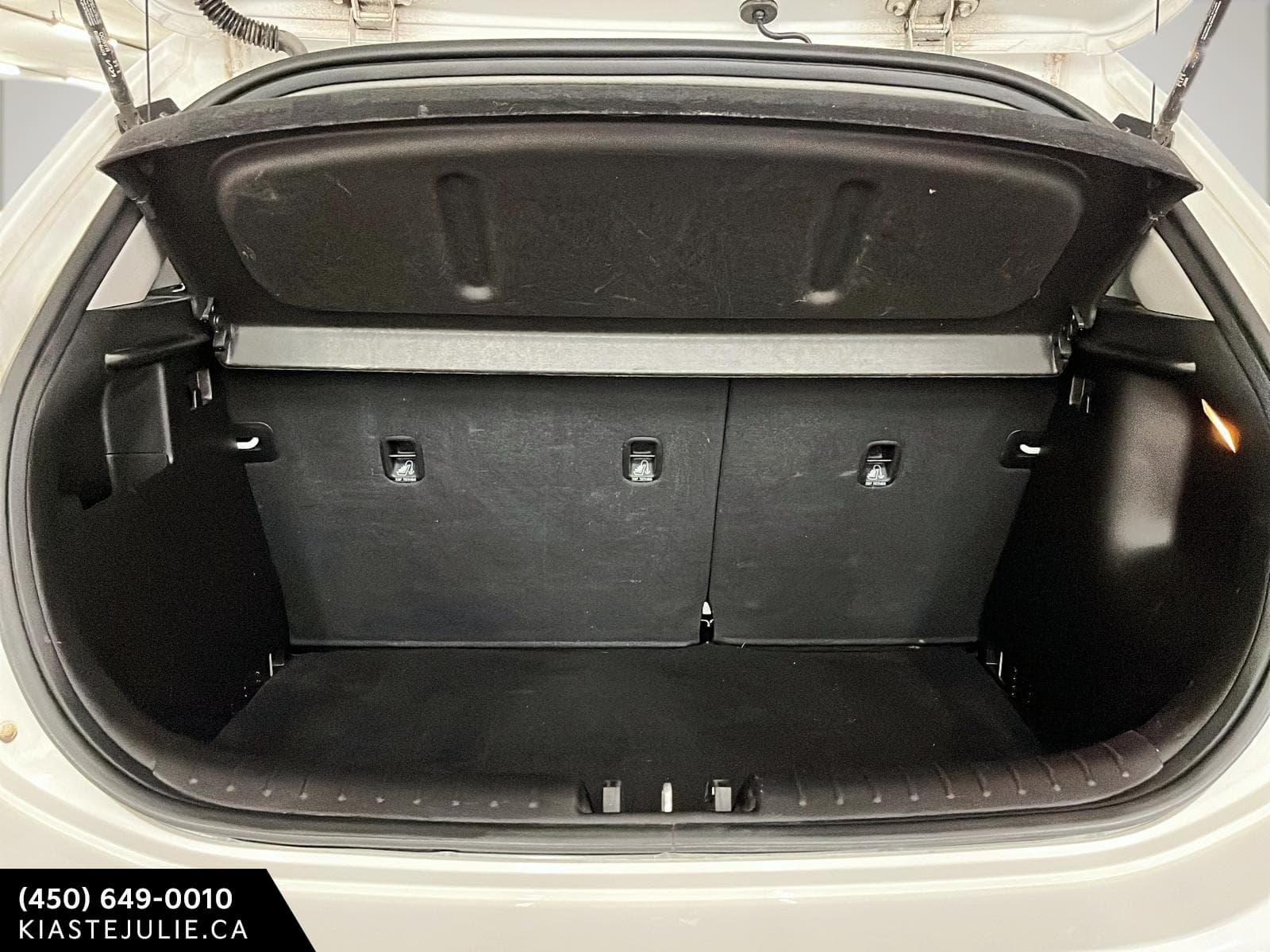 Kia Rio5 2023 — photo 7