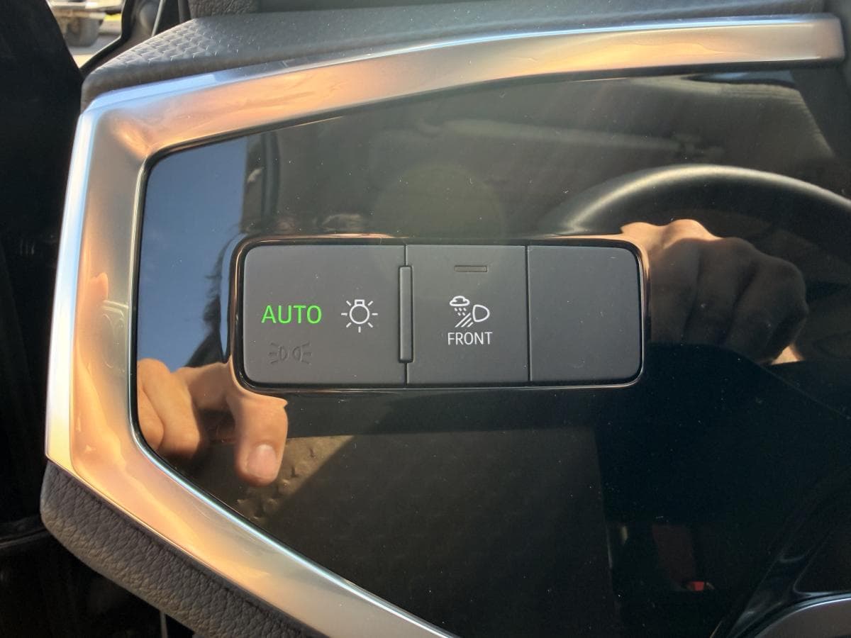 Audi Q3 2025 — photo 13