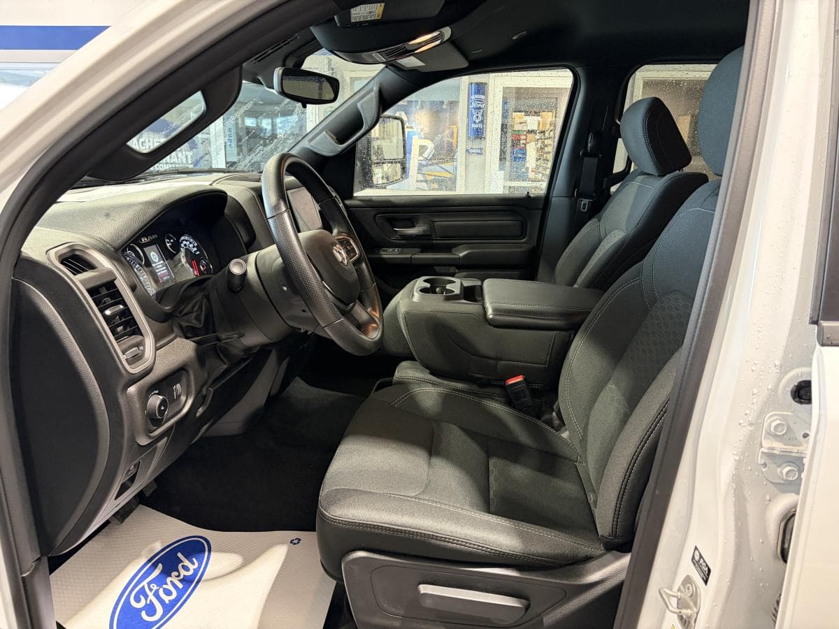 RAM 1500 2025 — photo 9