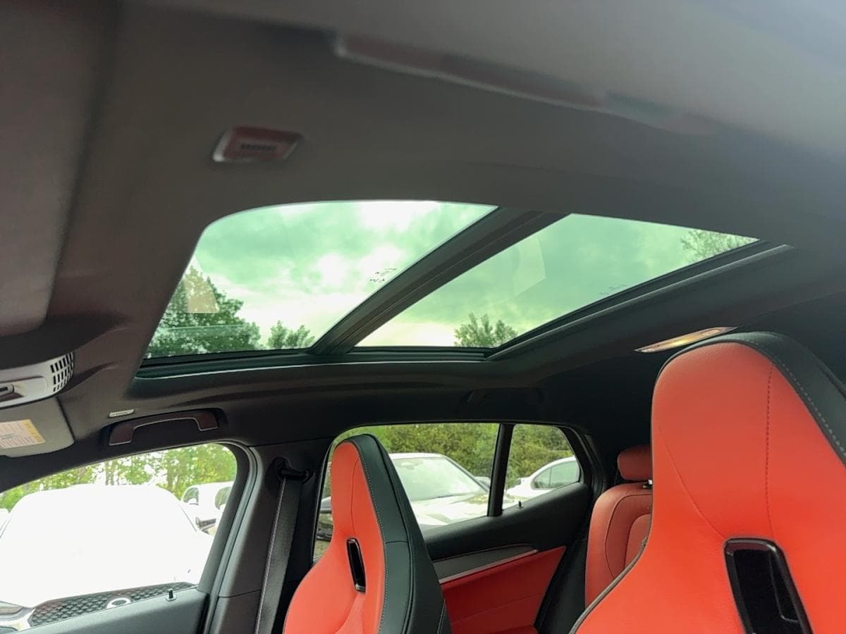 BMW X2 2021 — photo 16