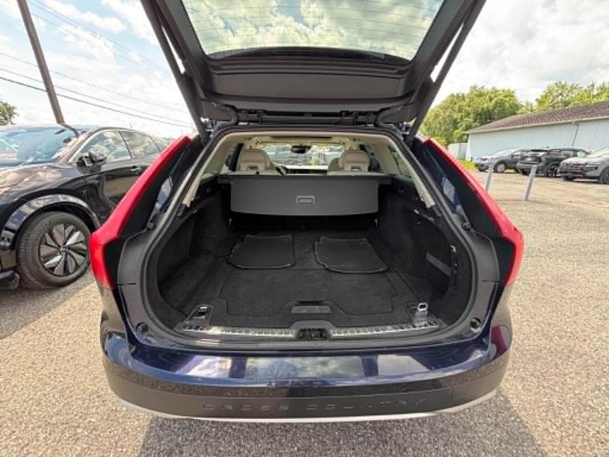 Volvo V90 2017 — photo 14