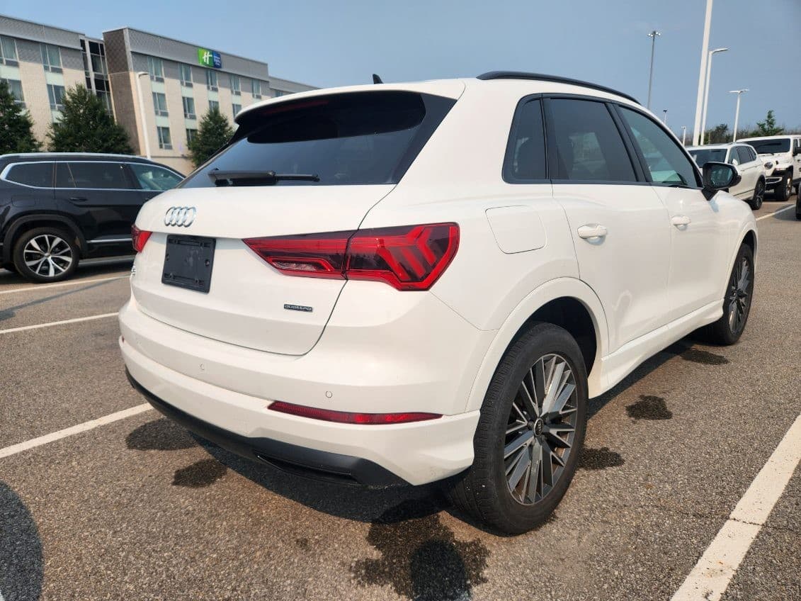 Audi Q3 2022 — photo 4