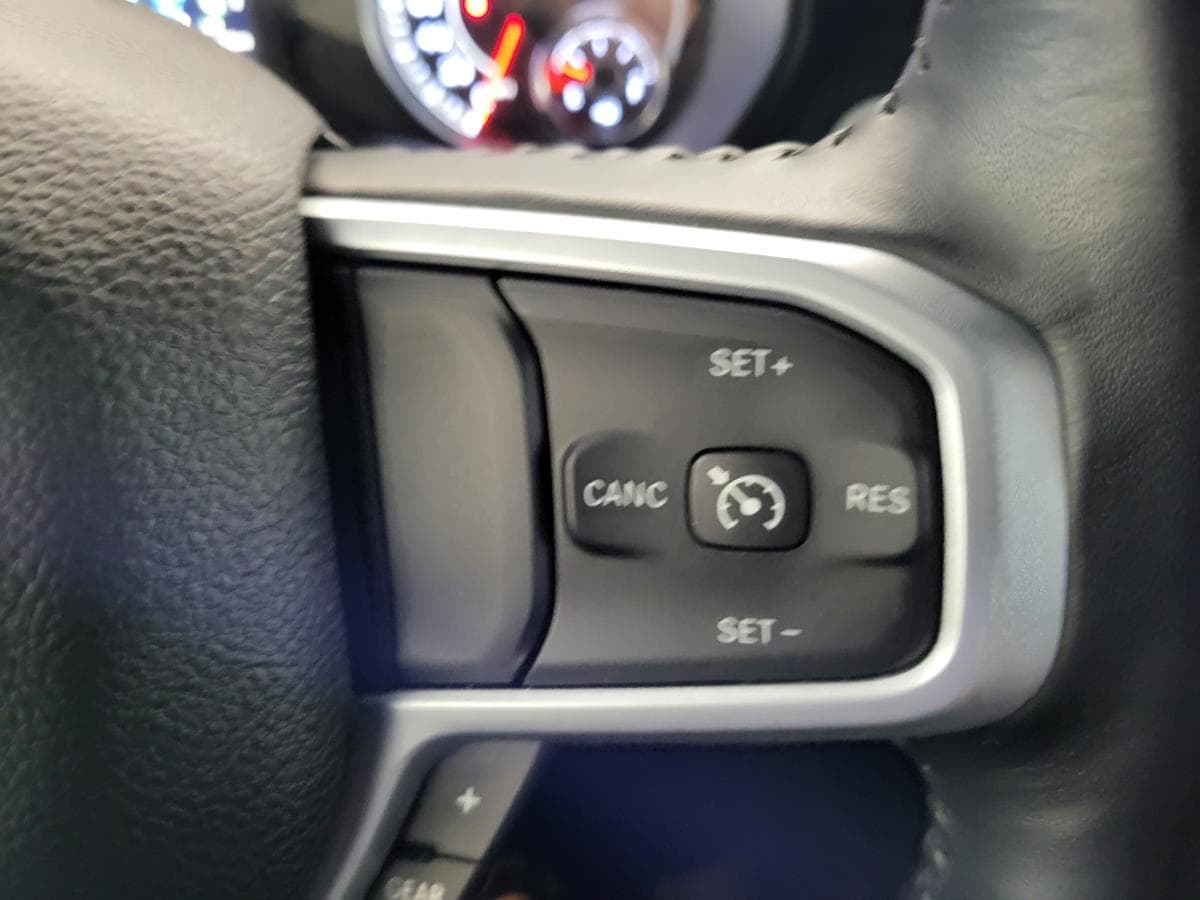 RAM 1500 2023 — photo 14