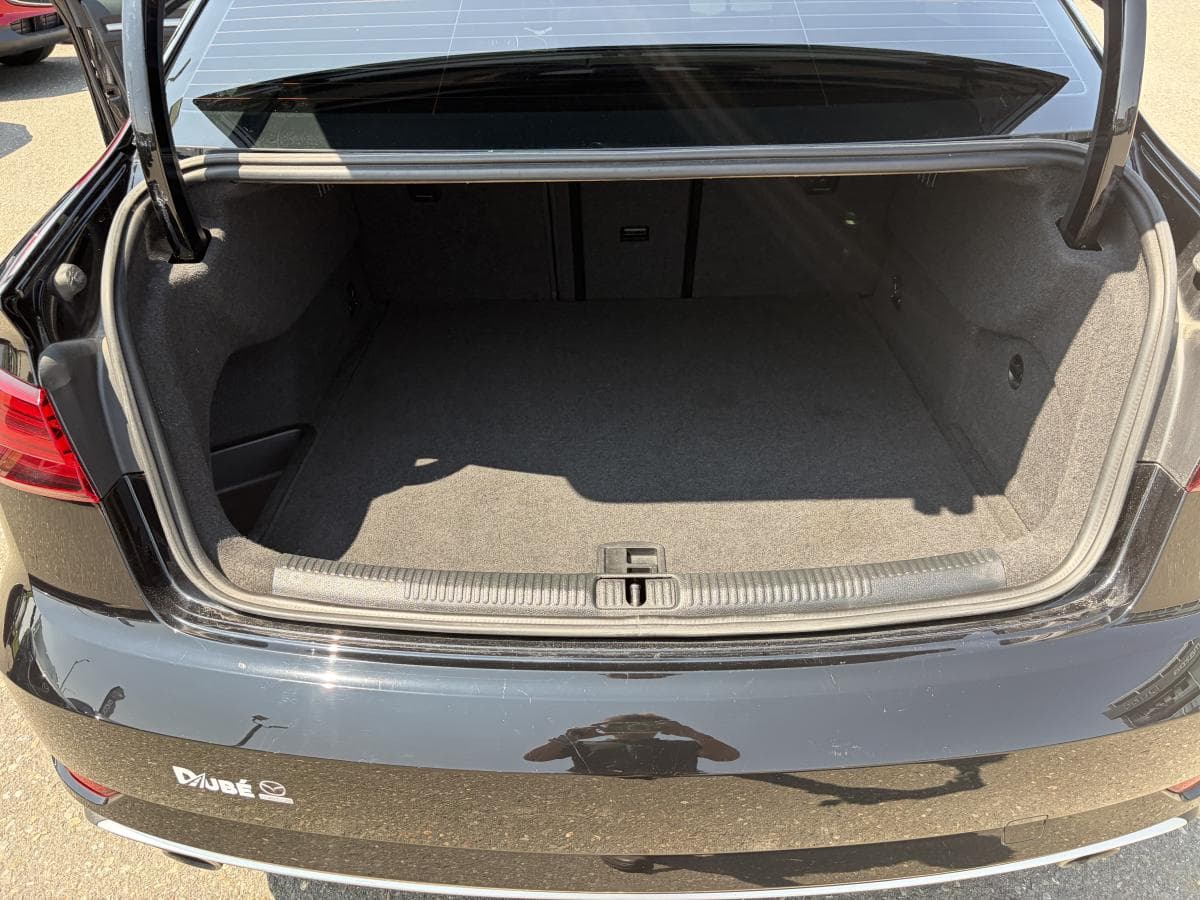Audi A3 2019 — photo 19