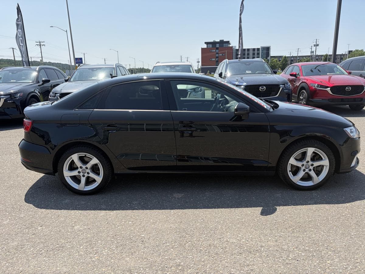 Audi A3 2019 — photo 9