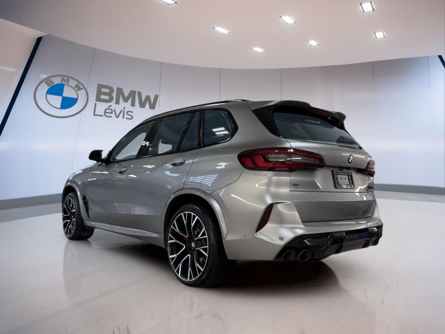 BMW X5 M 2023 — photo 5