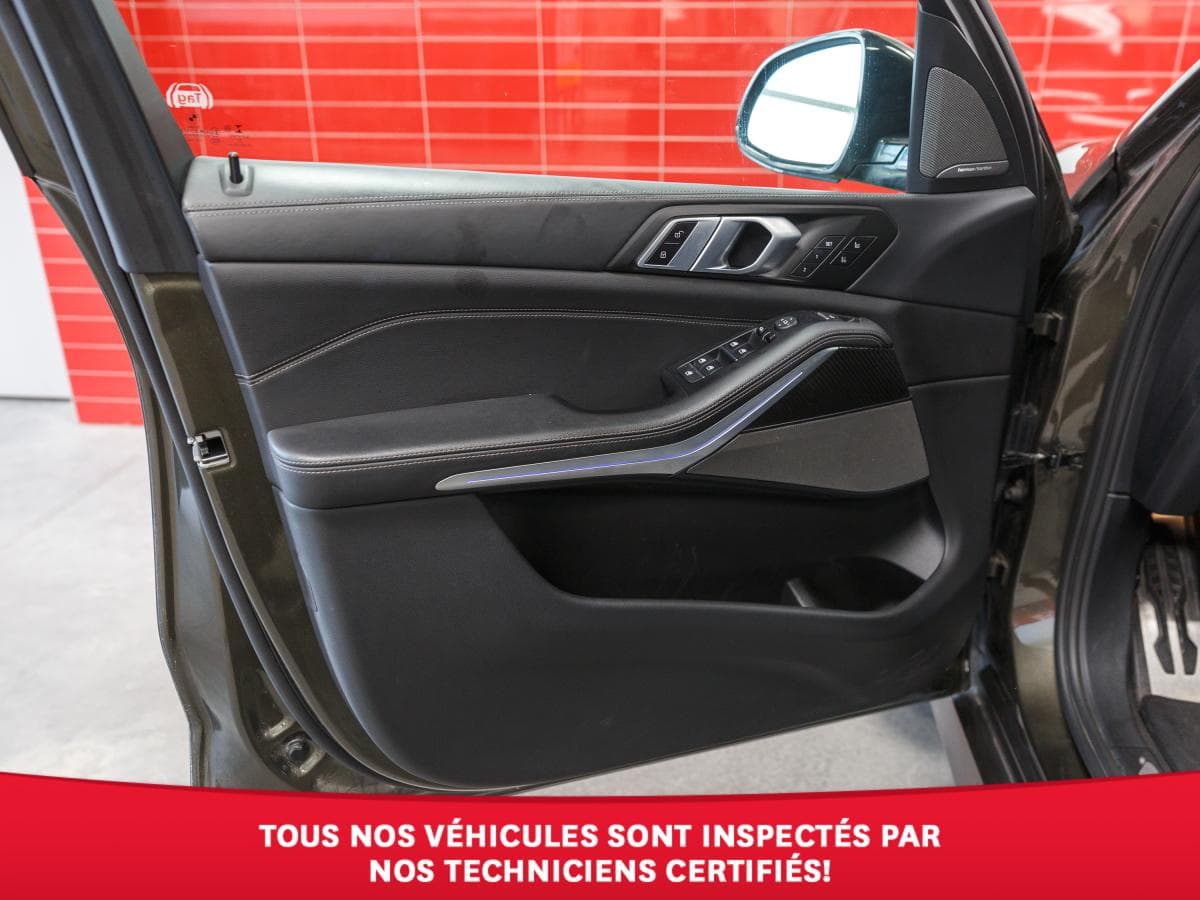 BMW X5 M 2022 — photo 21